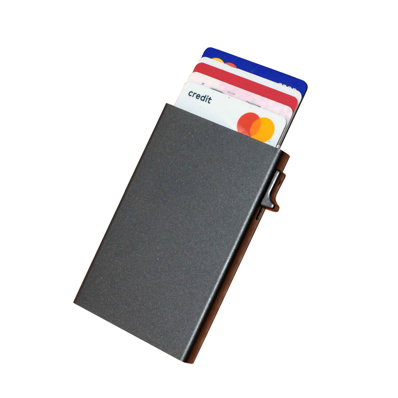 Rfid-alumiininen korttilompakko, kortit näkyvissä