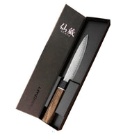 Suncraft Senzo Damascus Black vihannesveitsi lahjapakkauksessa, 12 cm, japanilainen VG10-terä, tyylikäs ja kestävä.