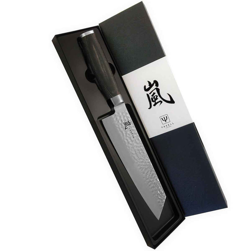 Yaxell Taishi kiritsuke 20 cm kokkiveitsi mustassa lahjapakkauksessa