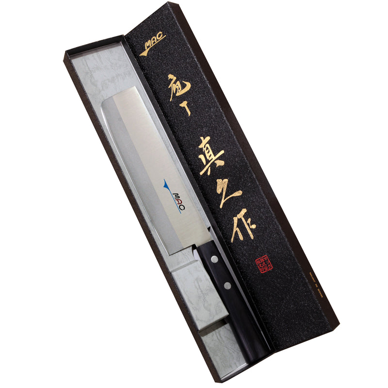 MAC Chef Nakiri JU-65 vihannesveitsi lahjapakkauksessa, japanilainen laatutyökalu vihannesten viipalointiin