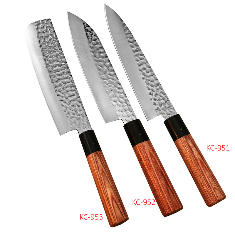 Kanetsune Seki KC-sarjan veitset: KC-951, KC-952 ja KC-953, japanilaiset kokkiveitset vasaroidulla terällä ja puukahvalla.