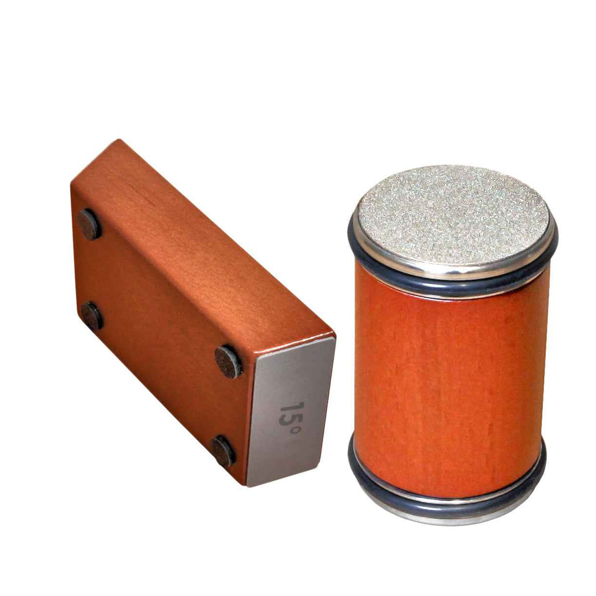 Veitsenteroitinrulla ja 15° kulmaohjain, suunniteltu tarkkaan teroitukseen. Kuuluu keittiövarusteiden premium-settiin.