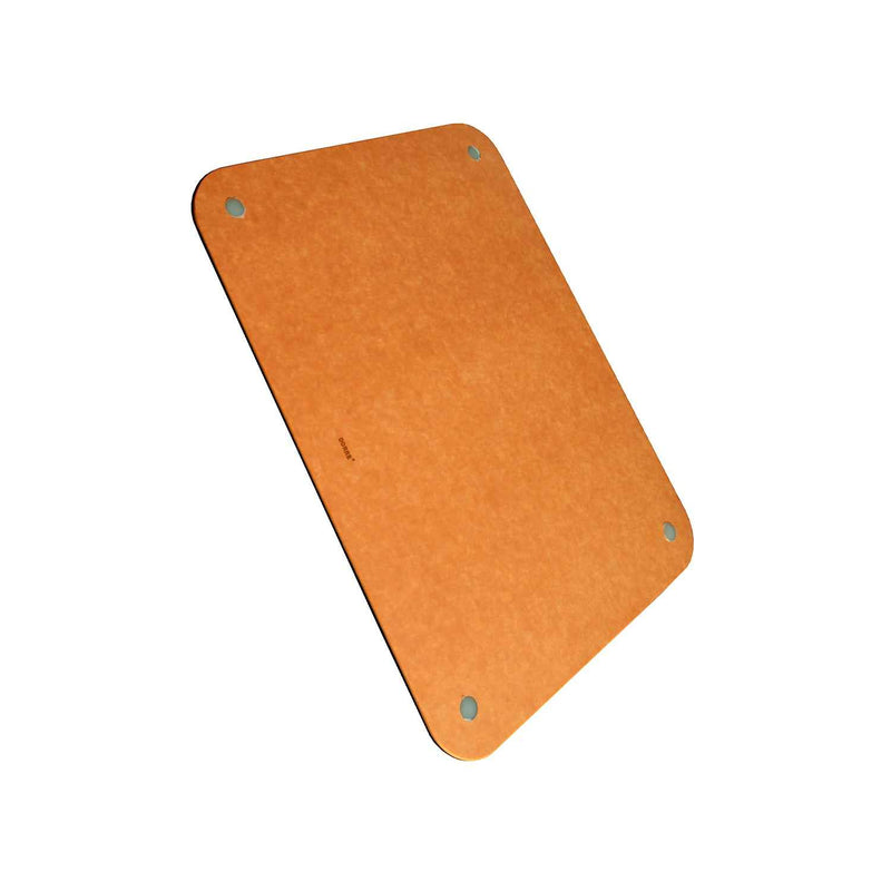 Kestävä Dorre Sami leikkuulauta puukuidusta, liukuestetassut kulmissa, hygieeninen valinta keittiöön.