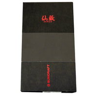 Suncraft Senzo Damascus pihviveitsisarjan suljettu lahjapakkaus, musta ja punainen design, Made in Japan -laatua