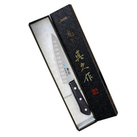 MAC Chef Vihannesveitsi 13 cm lahjapakkauksessa, ovaalihiottu terä ja musta kahva. Japanilainen laatutyökalu vihannesten viipalointiin.