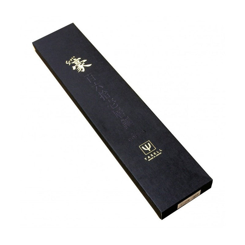 Yaxell Super Gou - Japanilaisen kokkiveitsen tyylikäs musta lahjapakkaus kultaisella logolla. Sopii täydellisesti lahjaksi tai säilytykseen.