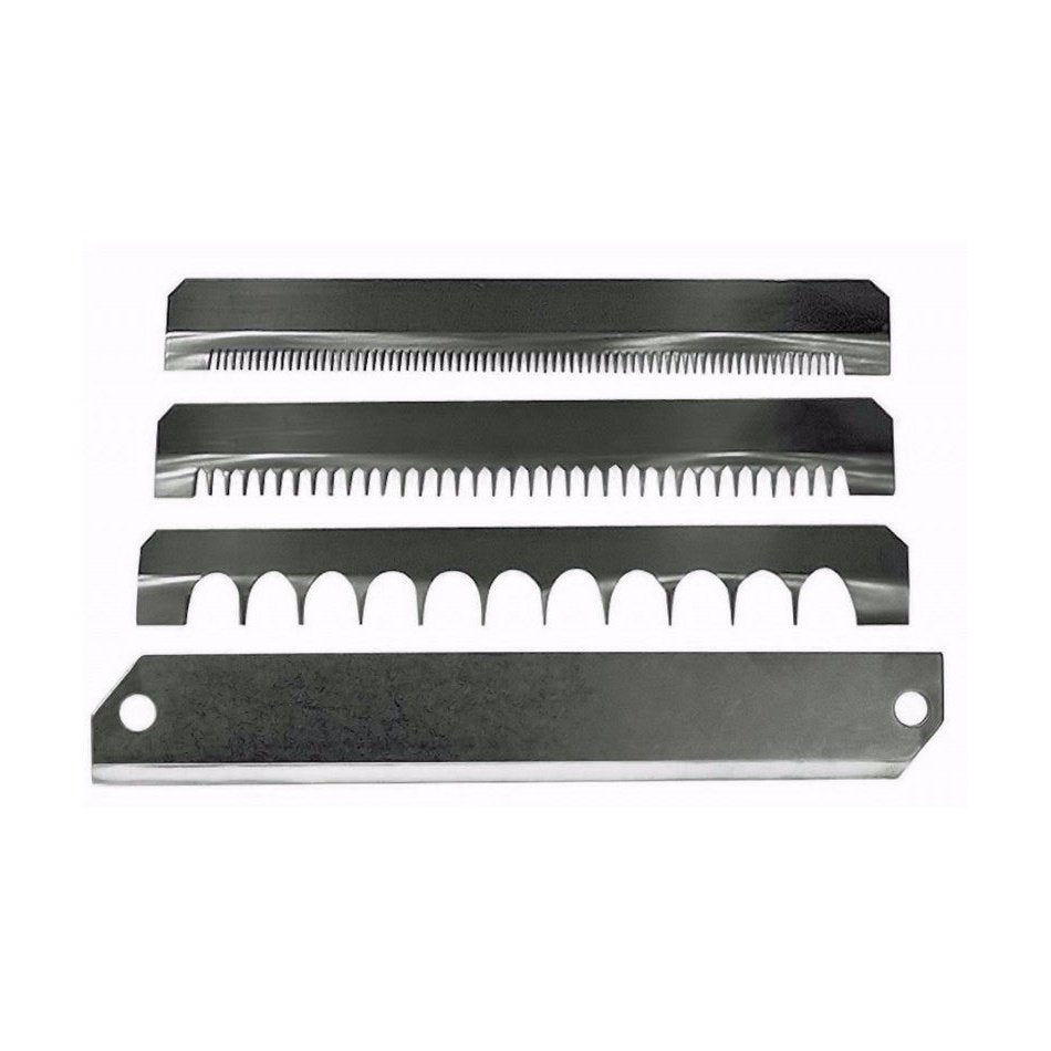 Benriner Mandoliinin neljä vaihdettavaa terää eri leikkaustyyleihin. Soveltuu monipuoliseen ruoanvalmistukseen.