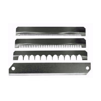 Benriner Mandoliinin neljä vaihdettavaa terää eri leikkaustyyleihin. Soveltuu monipuoliseen ruoanvalmistukseen.