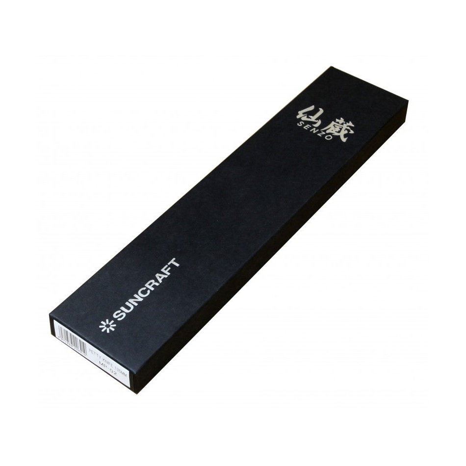 Suncraft Senzo Pro Kiritsuke - Japanilainen huippuveitsi, alkuperäinen musta lahjapakkaus Suncraft-logolla ja japanilaisella tekstillä.