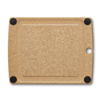 Victorinox puukuitu leikkuulauta nesteuralla ja liukuesteillä, mitat 44x33 cm, lämpöä kestävä ja ympäristöystävällinen keittiöväline.