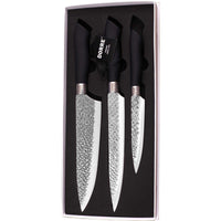 Kolme Dorre Akira veistä mustalla kahvalla